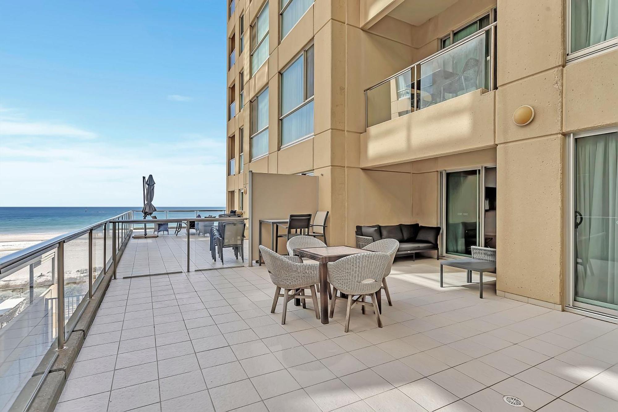 Pier 108 Glenelg Apartment Exterior photo